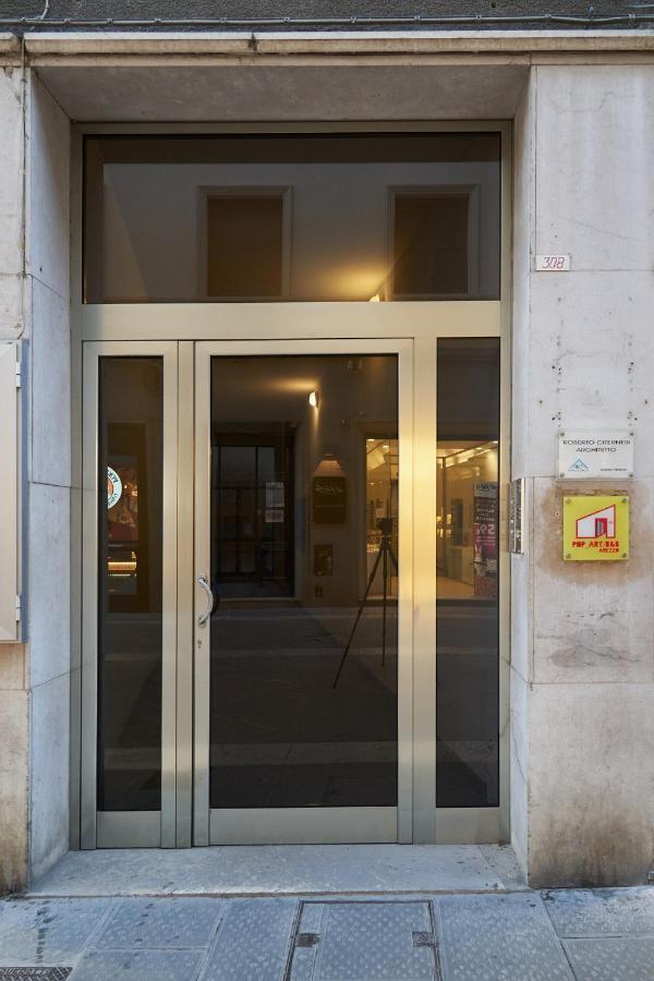 Pop_Art/B&B Corso Italia أريتسو المظهر الخارجي الصورة